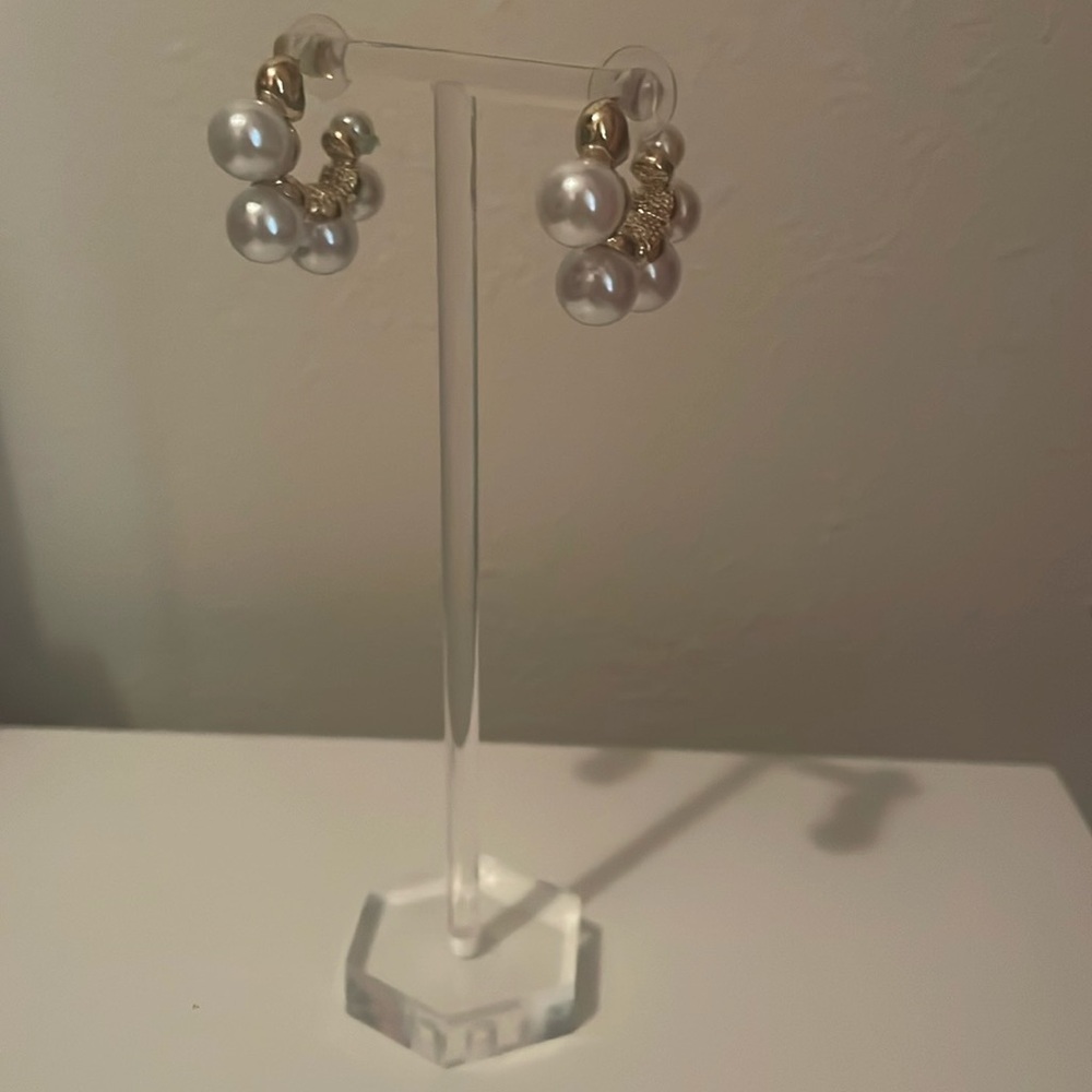 Chunky Gold and Pearl Hoop Earrings